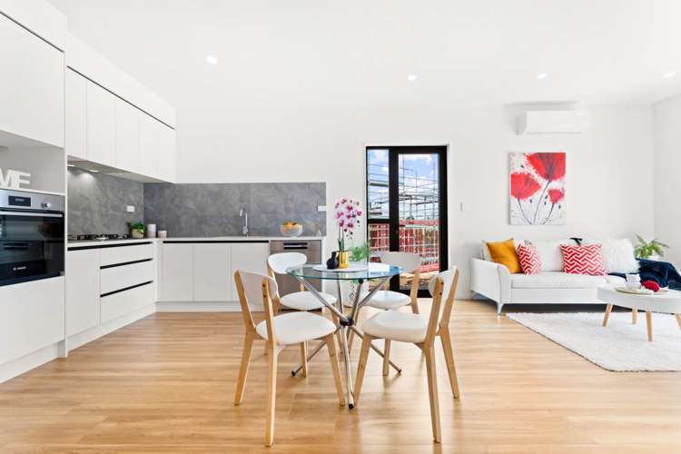 77 Puwha Street Massey_6