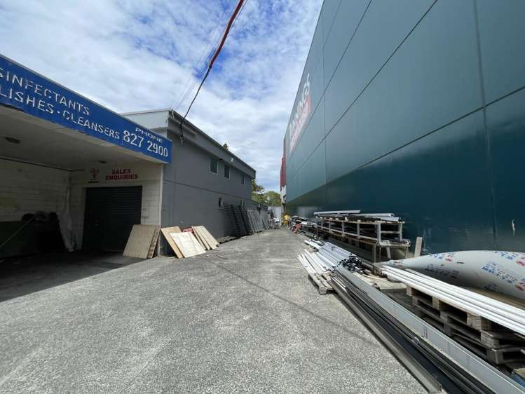 3124 Great North Road New Lynn_1