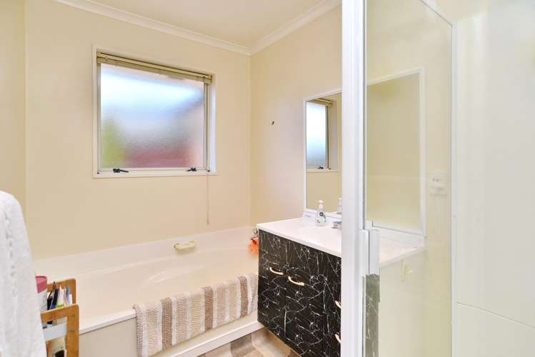 4 Daniela Lane Linwood_17