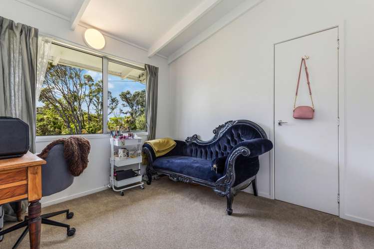 13 Te Ahuahu Road Piha_12