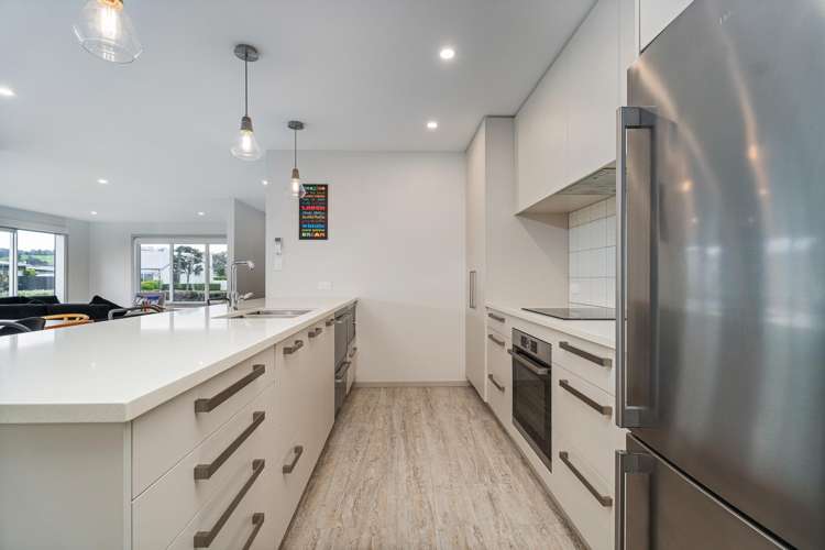 37 Longreach Drive Cooks Beach_9