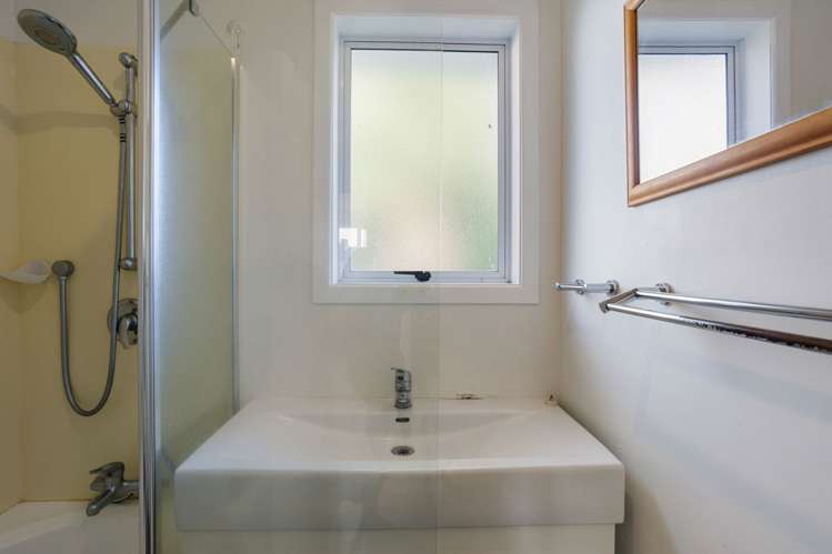 20 Te Anau Place Glenview_7