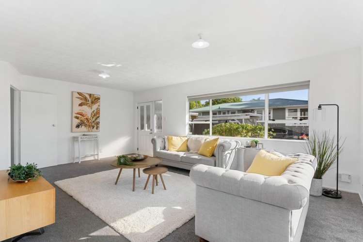 2/18 Harper Street Papakura_9