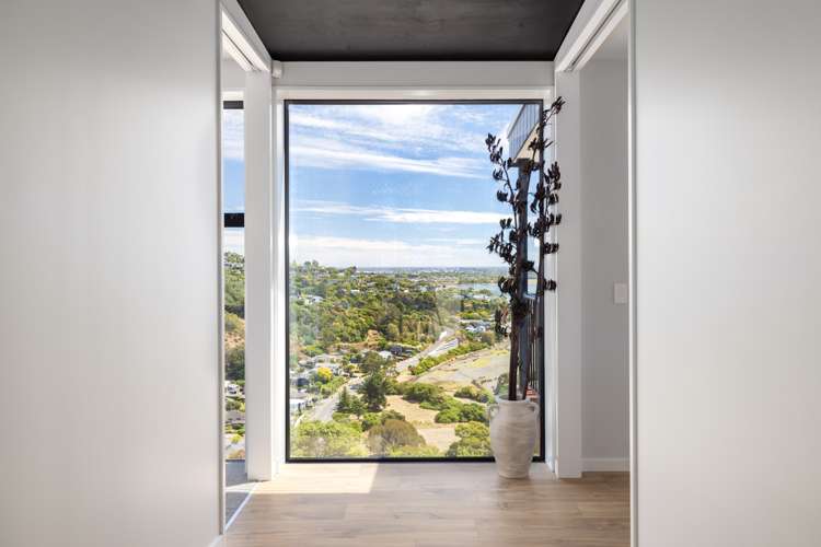 15 Inverness Lane Redcliffs_5