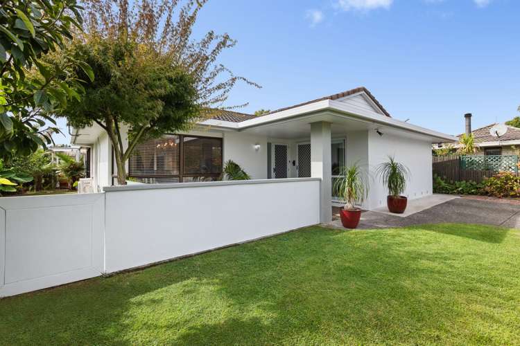 3 Heron Avenue Matua_1