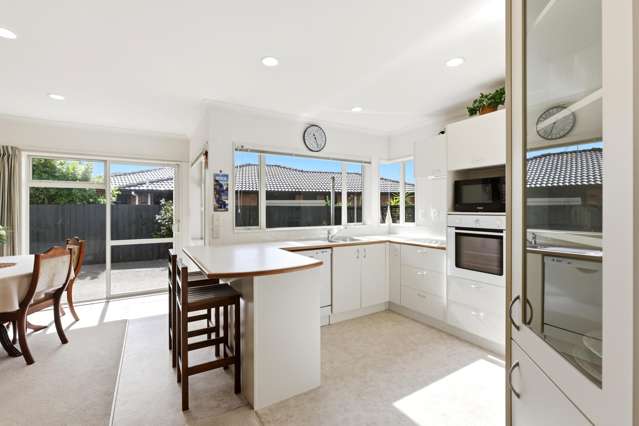 14 Chesterfield Way Orewa_4