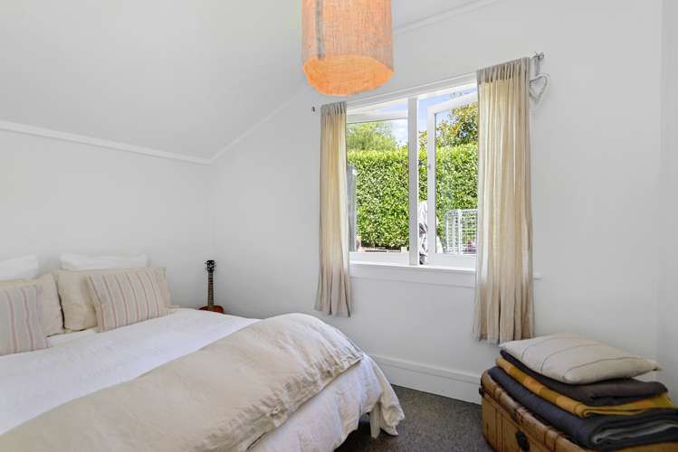 6 Railway Terrace Glentunnel_14