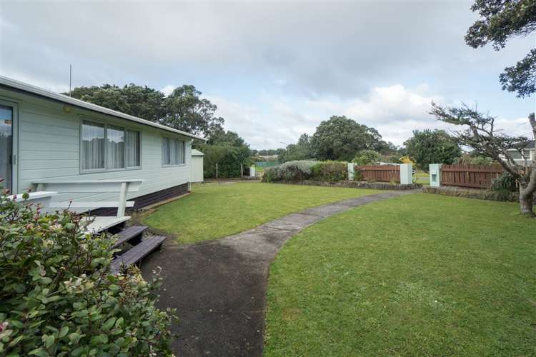 17 Dorset Street Opunake_19