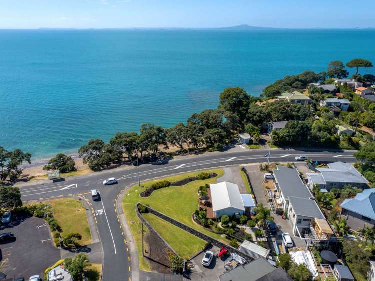 872 Whangaparaoa Road Manly_16