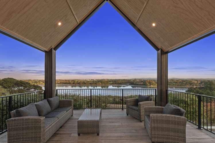 31 James Paige Lane Riverhead_2