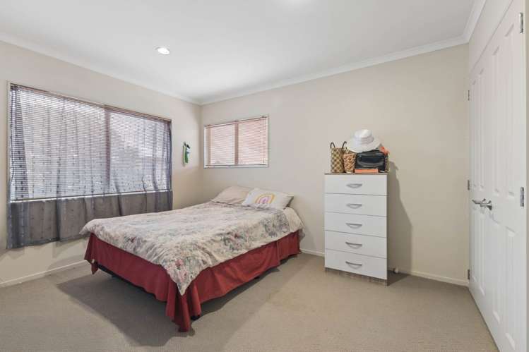 42 Peninsula Road Mangere_12