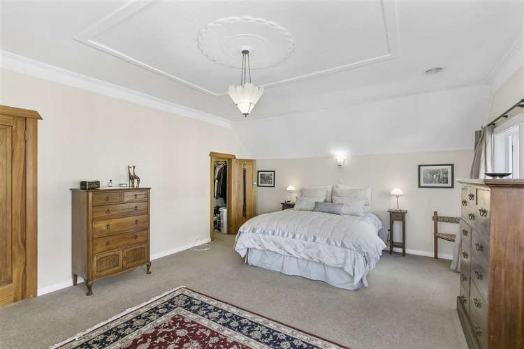 15 Thompson Street Mount Cook_13