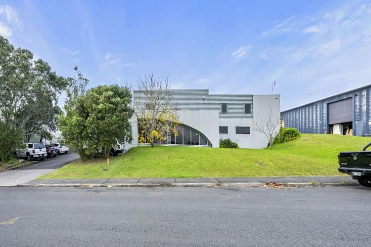 4 Beatrice Tinsley Crescent Rosedale_16