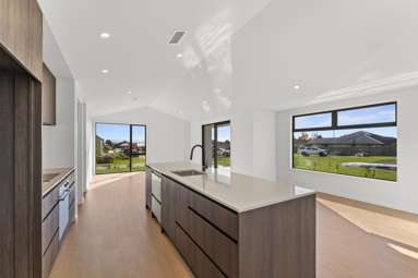 21 Greenway Crescent_1