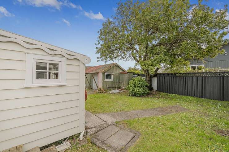 The quaint cottage at 3 Owen St, in Whitianga, has been owned by the same family for more than a century. Photo / Supplied