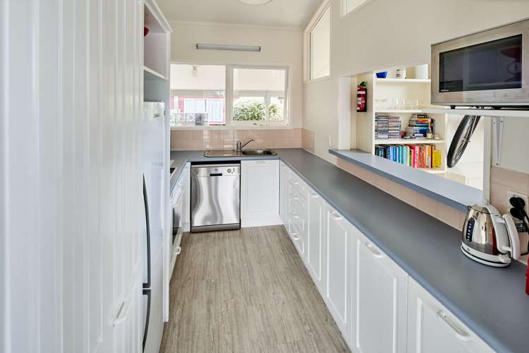 2 Cranwell Street Churton Park_6