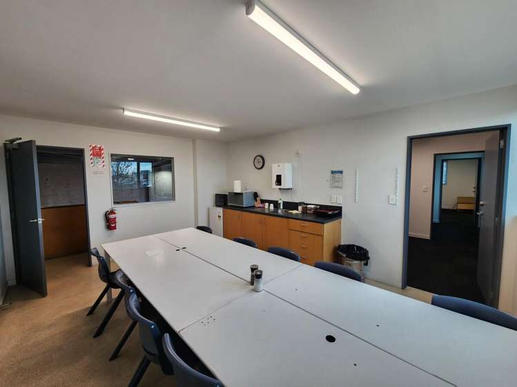 2B Lock Crescent Hillsborough_14