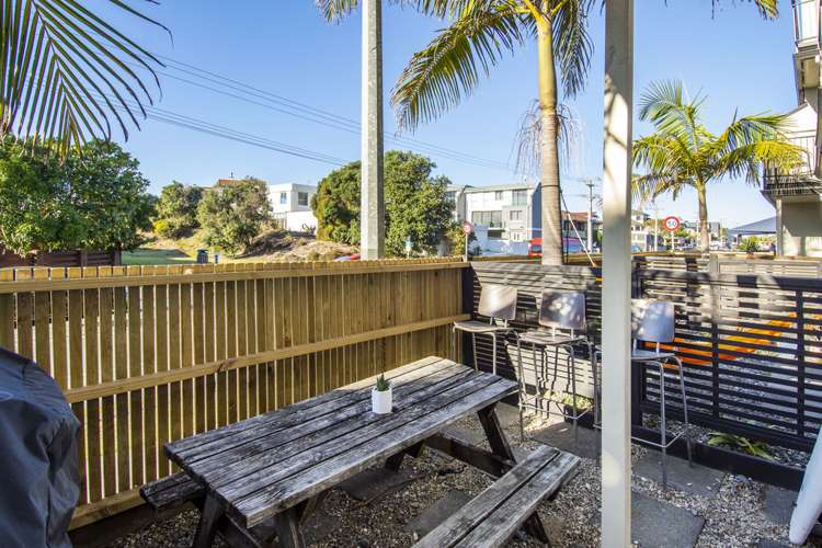 2/346 Oceanbeach Road Mount Maunganui_16