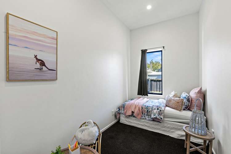 56 Nursery Road Phillipstown_9