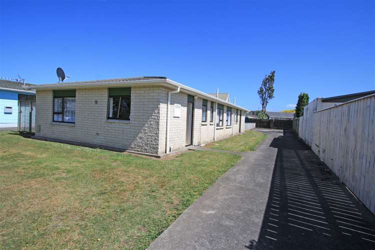 211 Parklands Avenue_0