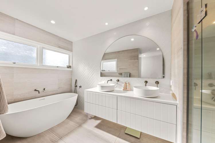 15A Seaview Road Castor Bay_18