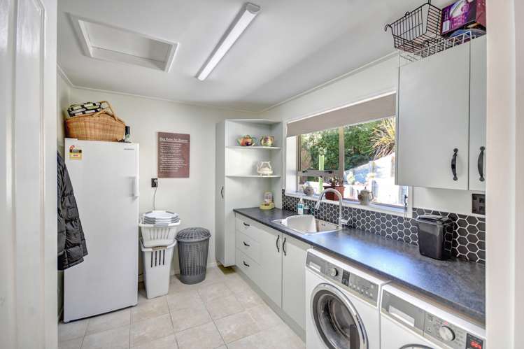 76 Greenwich Street Waihola_22