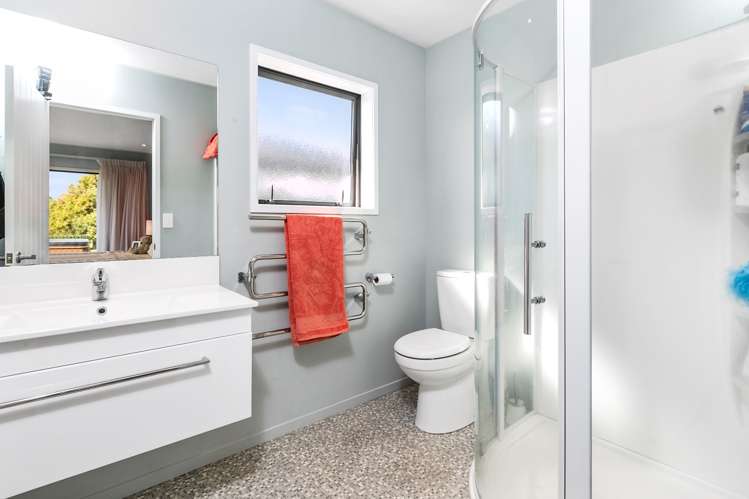 28 North Bay Road Pyes Pa_11