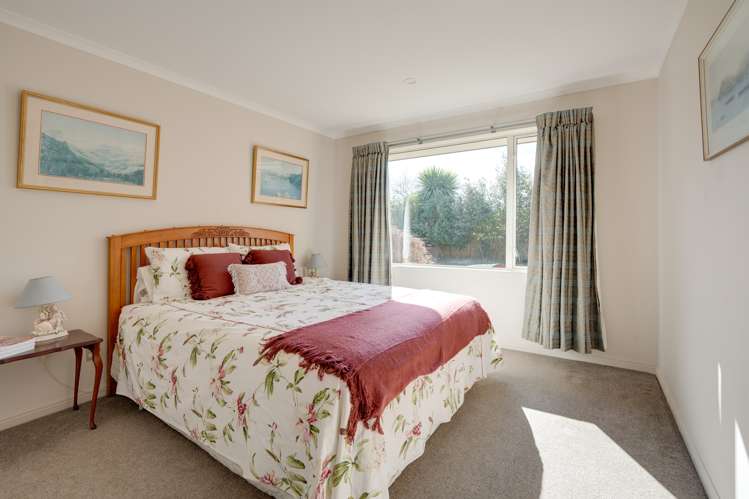 25 Paget Drive Woodend_13