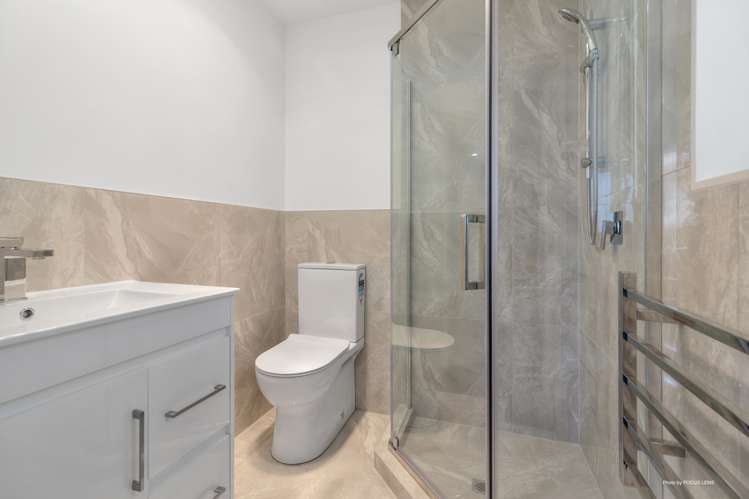 27 Stitchbird Crescent Papakura_13