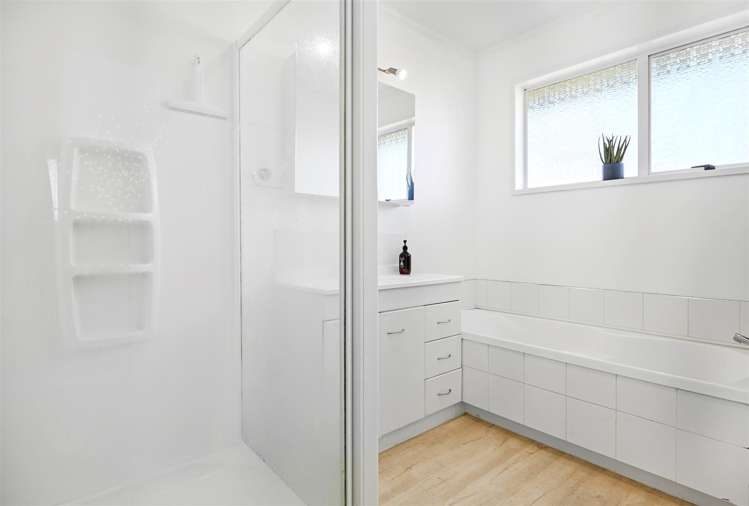 47 Catherwood Avenue Allenton_10