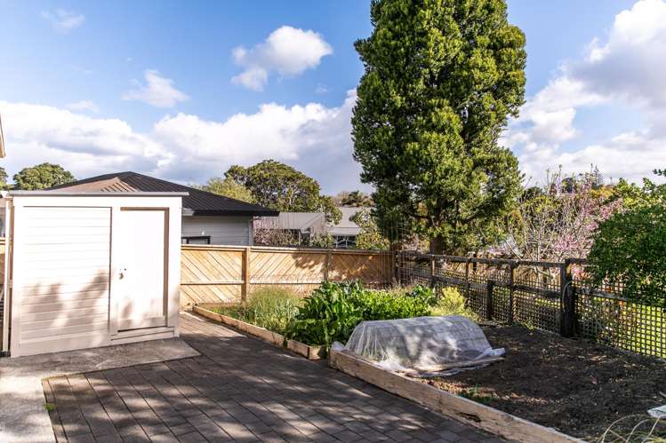 16 Pohutukawa Drive Athenree_35