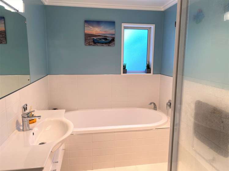 6 Solway Place Mosgiel_17