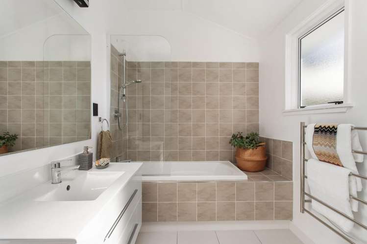 34 Flemington Avenue North New Brighton_14