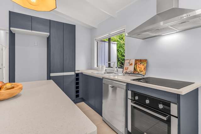 1/47 Farquhar Road Glendene_3