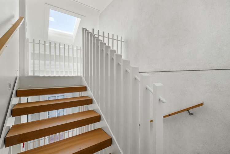 2/16 View Road Mt Eden_29