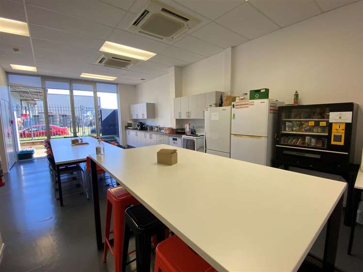 56 The Boulevard Te Rapa_3