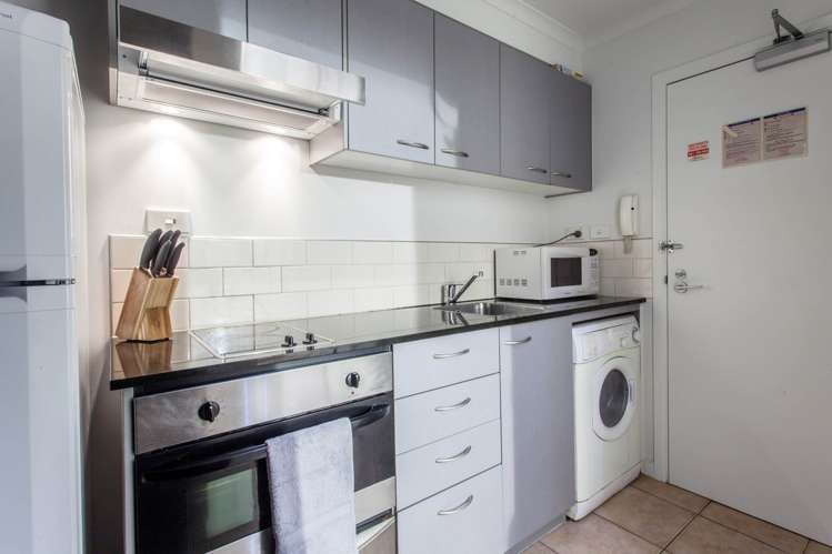 2H/508 Queen Street City Centre_7