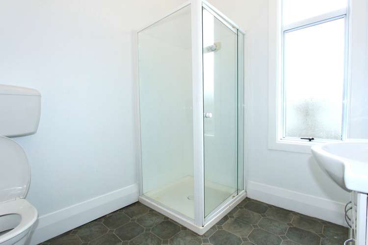 2 Herbert Street Gladstone_3