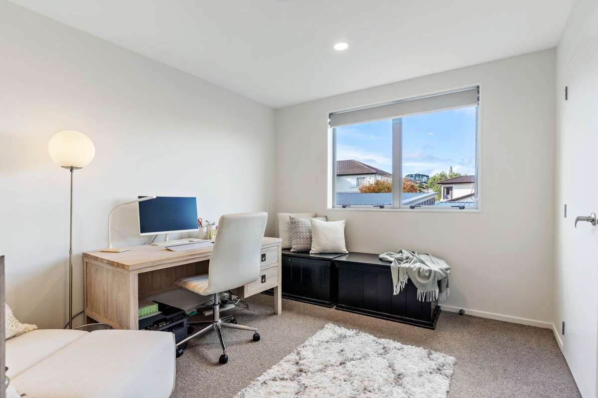 13/1 Gracechurch Drive_5