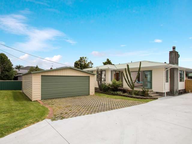 17 Stokes Avenue Te Atatu Peninsula_1