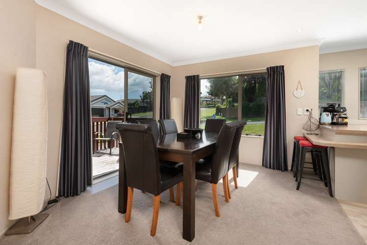 2 Lysaght Place Welcome Bay_5