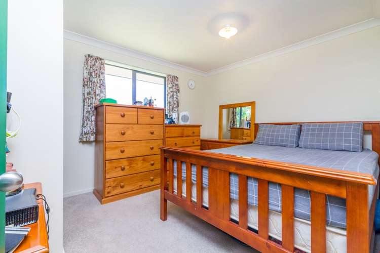 3171 Great North Road New Lynn_13