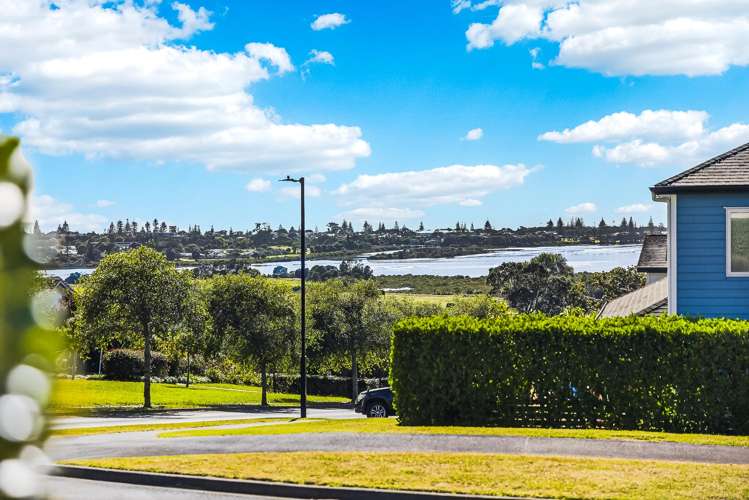 15 Copal Lane Millwater_9