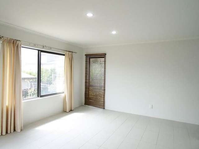 14 Joseph Street Flat Bush_4