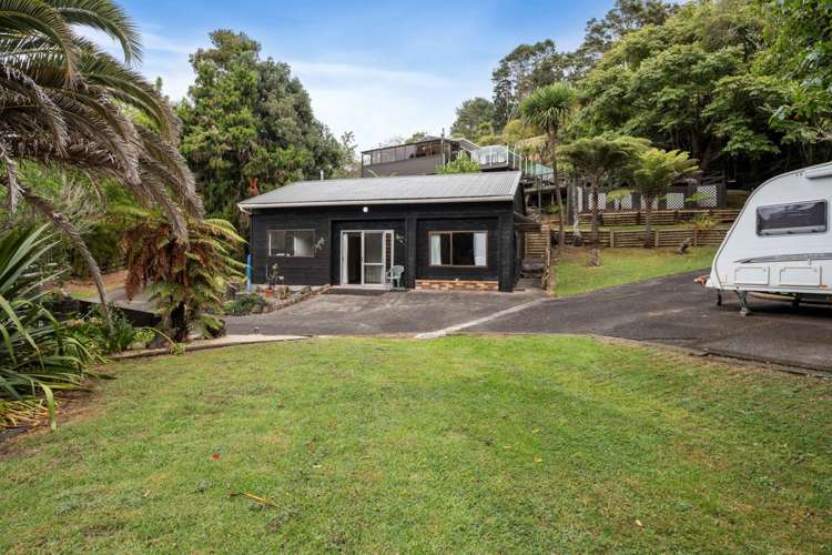 274 Forest Hill Road Waiatarua_3