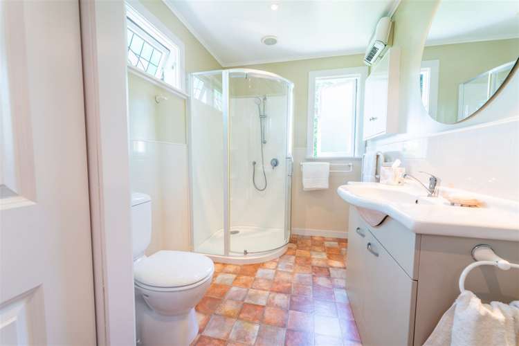 4 George Street Geraldine_10