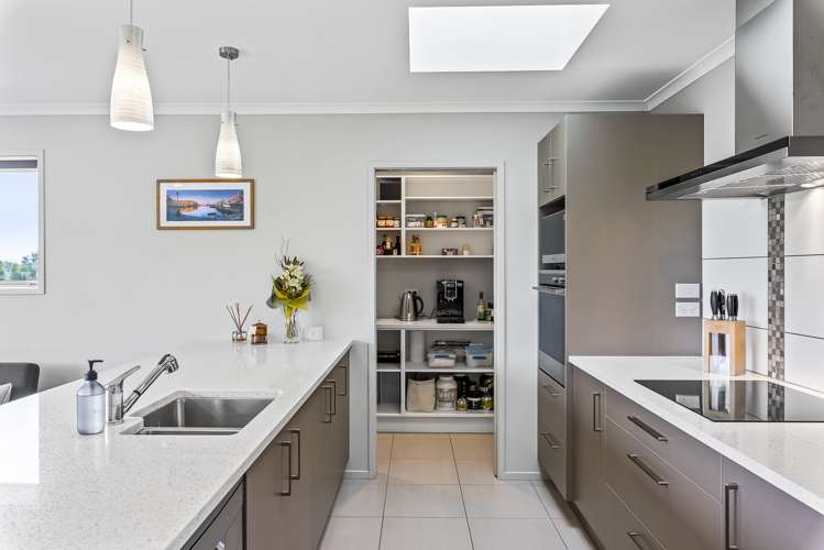 18 Mountain View Drive Manakau_8