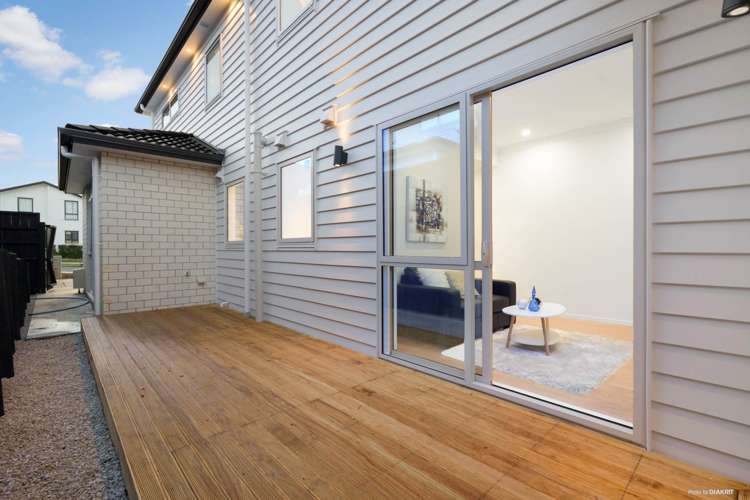 7 Cooladawson Drive Flat Bush_17