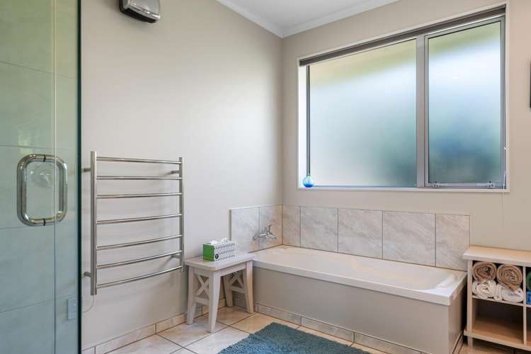 3 Rays Way Richmond_21