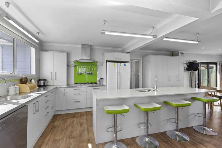 83 Thackeray Street Trentham_4